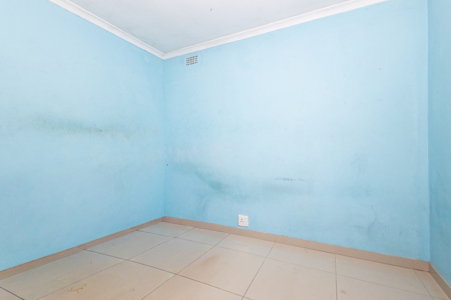 6 Bedroom Property for Sale in Belhar Western Cape